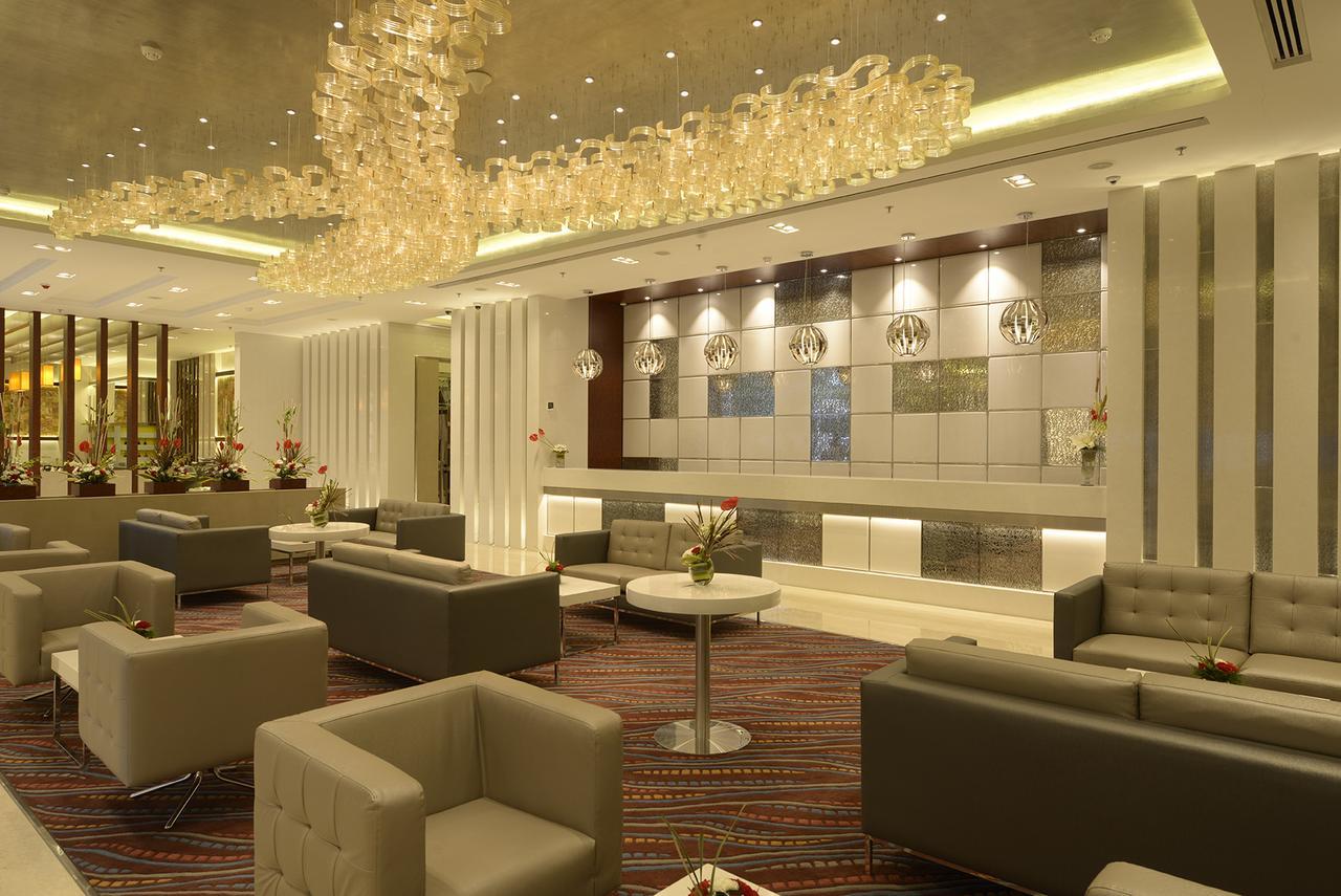 Genesis Hotel Near Mumbai Airport エクステリア 写真
